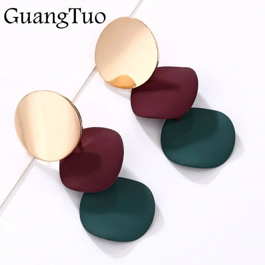 Elegant Round Earrings