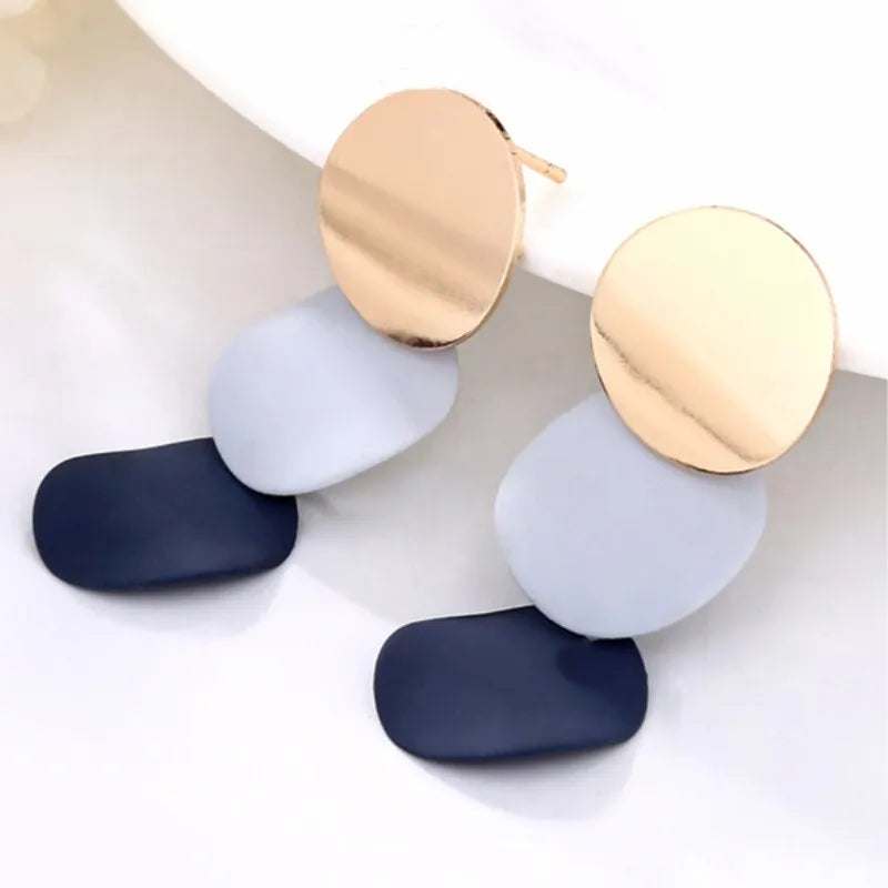 Elegant Round Earrings