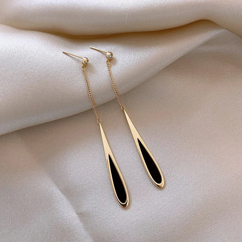 Black Water Drop Earrings